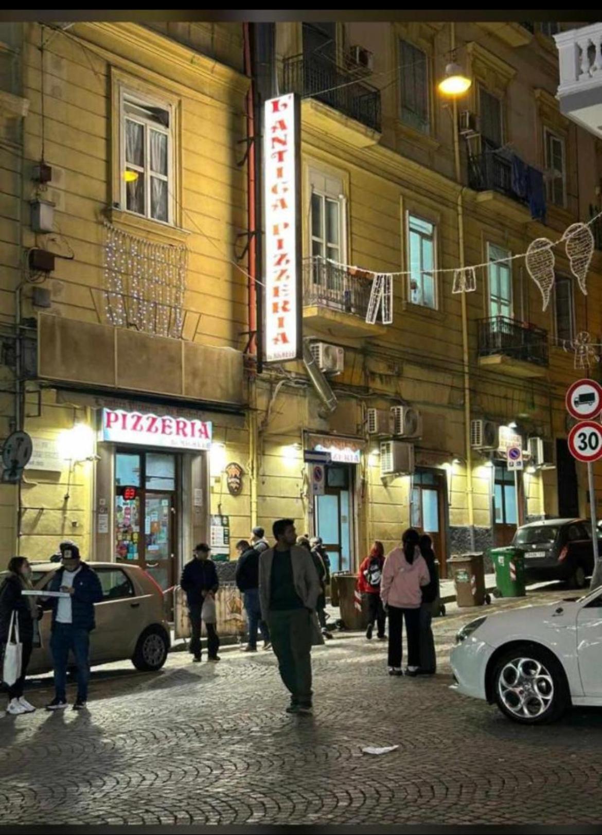 Pulcinella Bed and Breakfast Νάπολη Εξωτερικό φωτογραφία